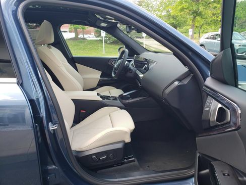 New 2026 BMW X3 xDrive30i w/ Premium Package AWD/4WD image 18