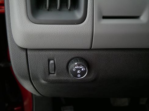 Certified 2015 Chevrolet Colorado LT w/ LT Convenience Package image 26