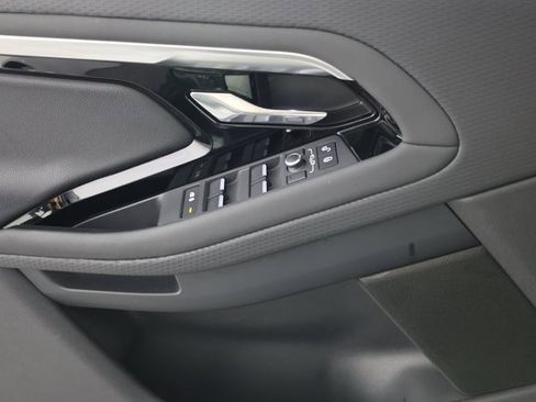 Used 2020 Land Rover Range Rover Evoque S image 16