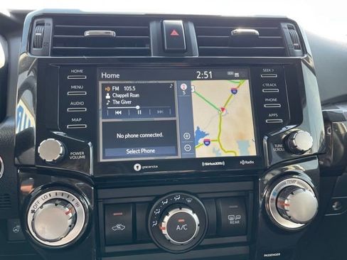 Used 2024 Toyota 4Runner TRD Off-Road Premium image 39