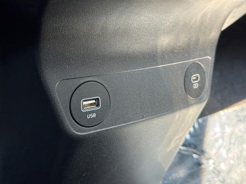 Used 2022 Kia EV6 GT-Line RWD image 38