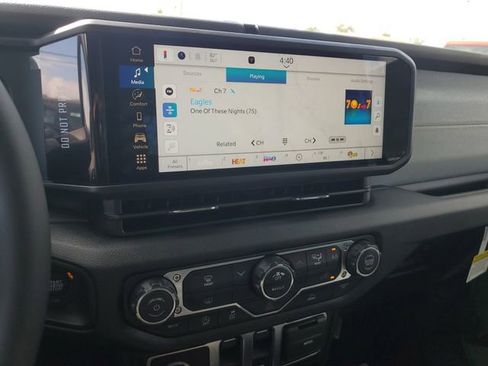 New 2026 Jeep Wrangler Willys AWD/4WD image 18