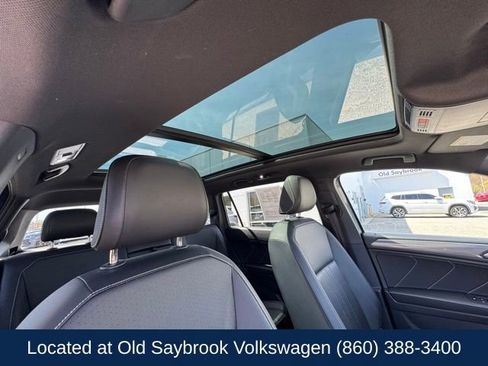 Certified 2024 Volkswagen Tiguan SE R-Line AWD/4WD image 29