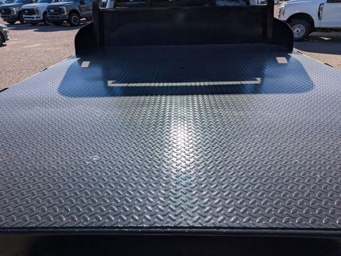 New 2024 Ford F450 XL RWD image 18