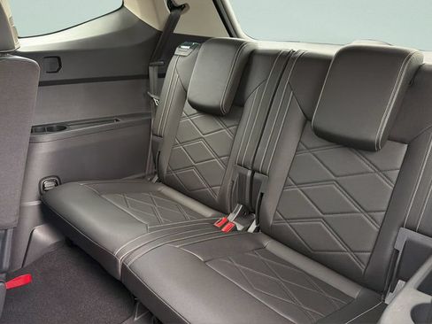 New 2026 Volkswagen Atlas SE FWD image 28