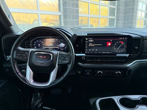 Used 2024 GMC Sierra 1500 SLE w/ X31 Off-Road Package image 38