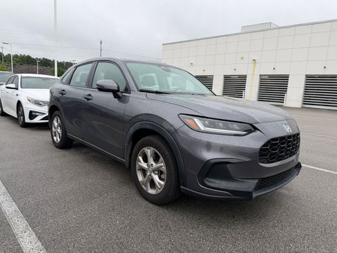 Used 2023 Honda HR-V LX image 4