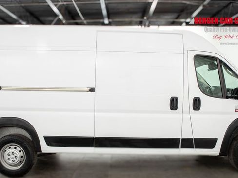 Used 2022 RAM ProMaster 2500 image 11