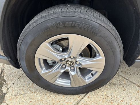 Used 2024 Toyota RAV4 XLE image 10