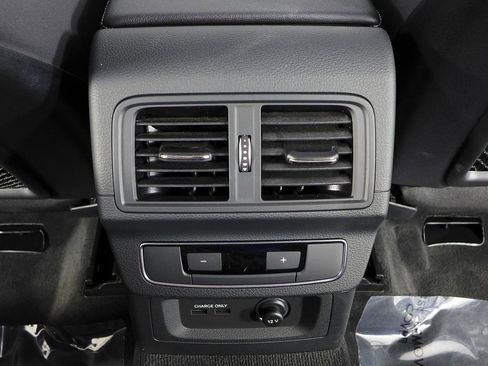 Used 2023 Audi Q5 2.0T Premium w/ Convenience Package AWD/4WD image 24