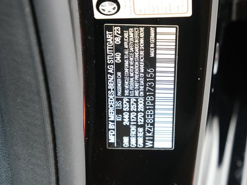 Used 2023 Mercedes-Benz E 350 4MATIC Sedan image 28