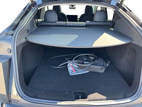 Used 2026 Tesla Model Y 2WD image 14
