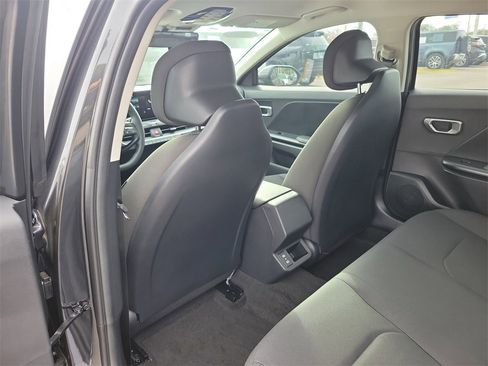 New 2026 Kia K4 LXS image 15