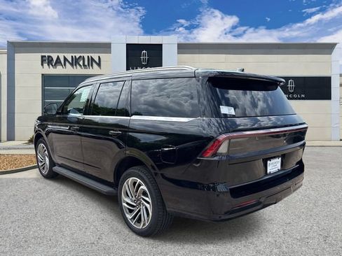 New 2026 Lincoln Navigator Premiere AWD/4WD image 5
