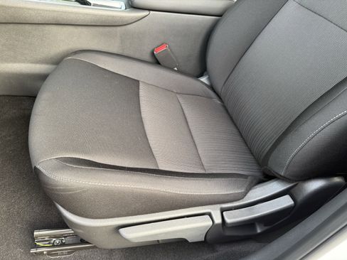 New 2025 Nissan Sentra SV w/ Trunk Package image 7