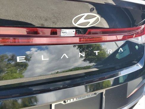 New 2026 Hyundai Elantra SEL Sport Premium image 5