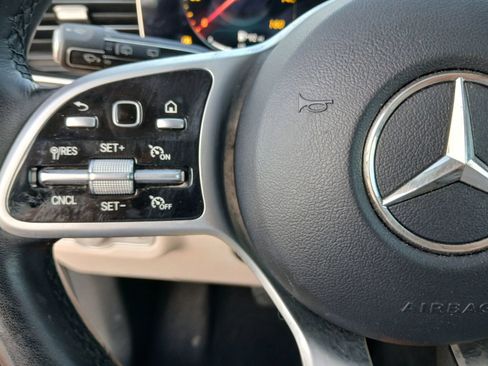 Used 2021 Mercedes-Benz GLE 350 w/ Premium Package image 27