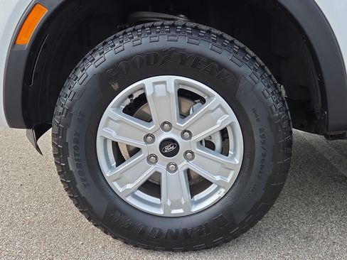Used 2024 Ford Ranger XL w/ Trailer Tow Package RWD image 9