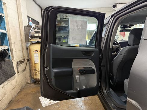 Used 2023 Ford Maverick XLT w/ Equipment Group 300A Standard AWD/4WD image 17