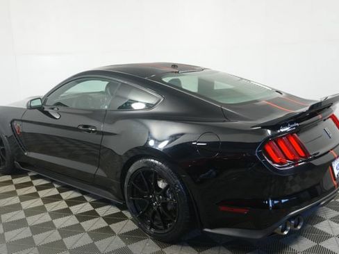 Certified 2020 Ford Mustang Shelby GT350 w/ Technology Package RWD image 5