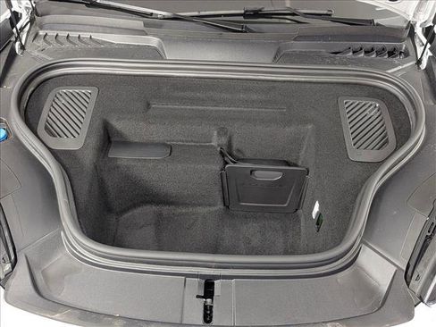 Used 2025 Porsche Macan Electric RWD image 26