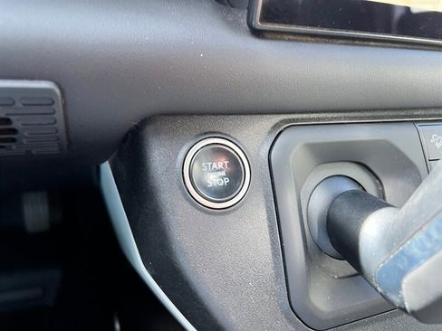 Used 2022 Land Rover Defender 90 X-Dynamic HSE image 32