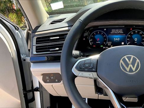 New 2026 Volkswagen Atlas SEL Premium R-Line AWD/4WD image 24