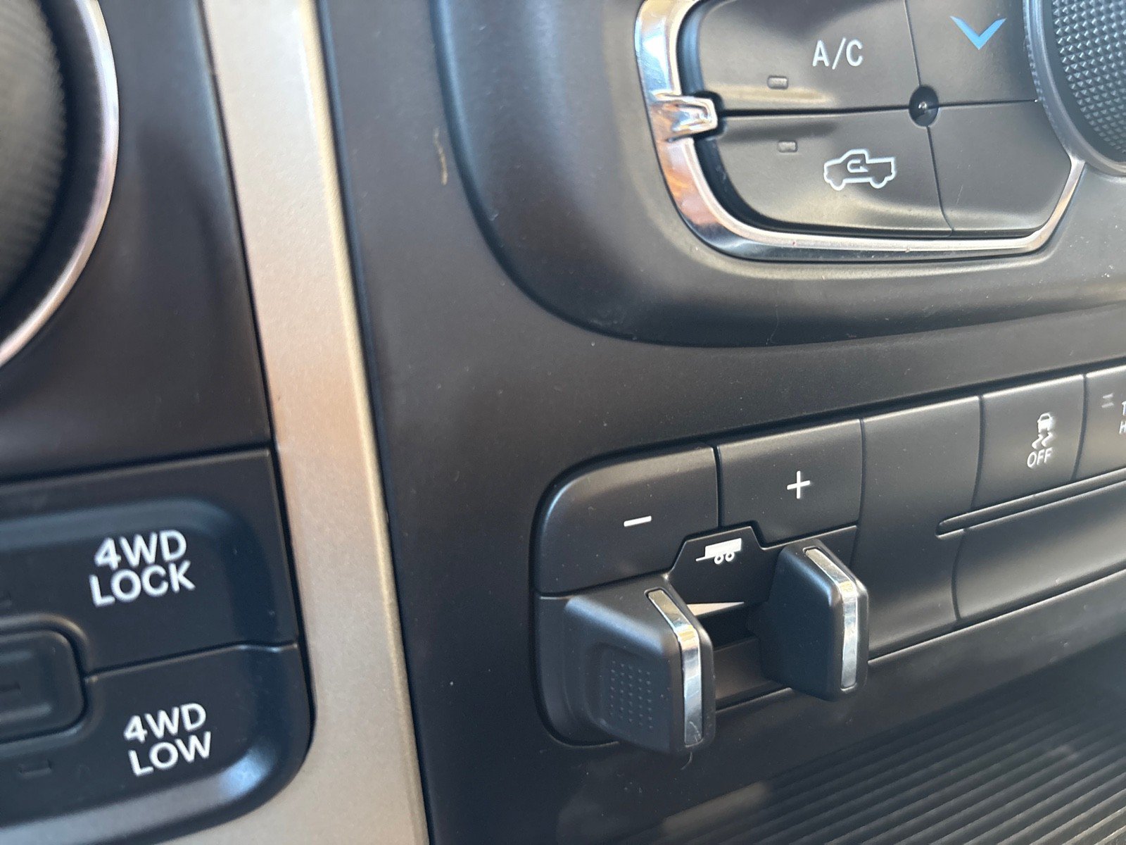 Used 2014 RAM 1500 Big Horn AWD/4WD image 20