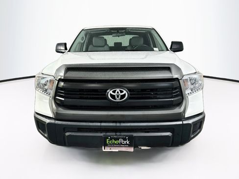 Used 2015 Toyota Tundra SR w/ Tow Package RWD image 2