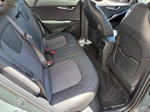 Used 2026 Kia Niro Wind w/ Wind Preserve Package FWD image 14
