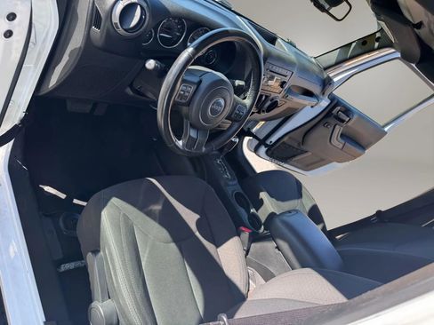 Used 2017 Jeep Wrangler Unlimited Sport w/ Quick Order Package 24S image 10