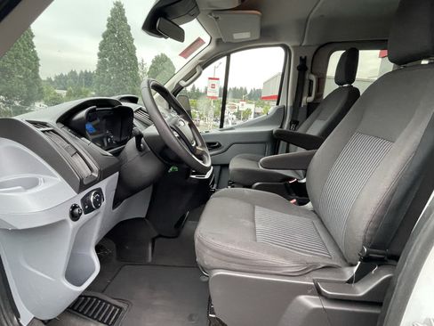 Used 2019 Ford Transit 350 XLT RWD image 13