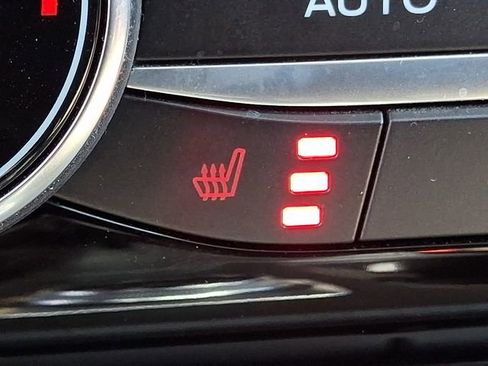 Used 2022 Ford Escape SEL image 24