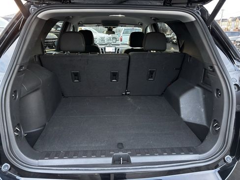 Used 2023 Chevrolet Equinox LT image 21