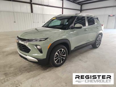 Used 2025 Chevrolet TrailBlazer LT w/ Convenience Package