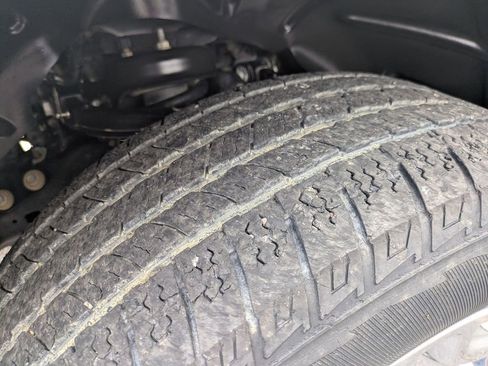 Used 2022 RAM 1500 Big Horn AWD/4WD image 9