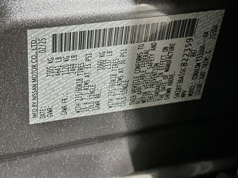 Used 2025 Nissan Rogue SV FWD image 12