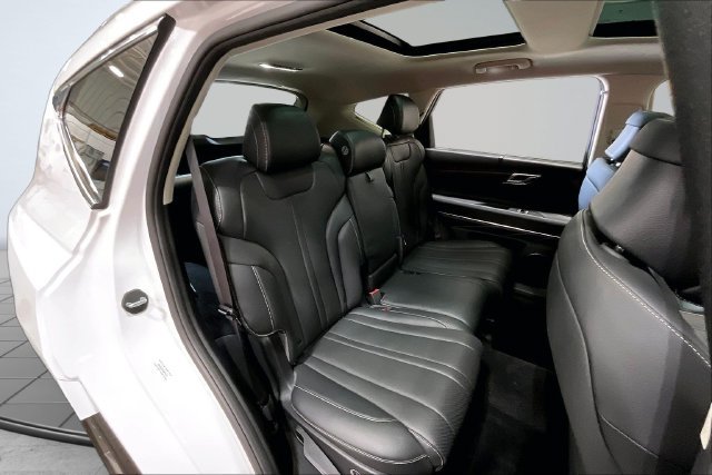Used 2022 Genesis GV80 3.5T AWD/4WD image 29