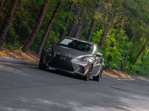 Used 2017 Lexus IS 200t F Sport w/ F Sport Package RWD image 43