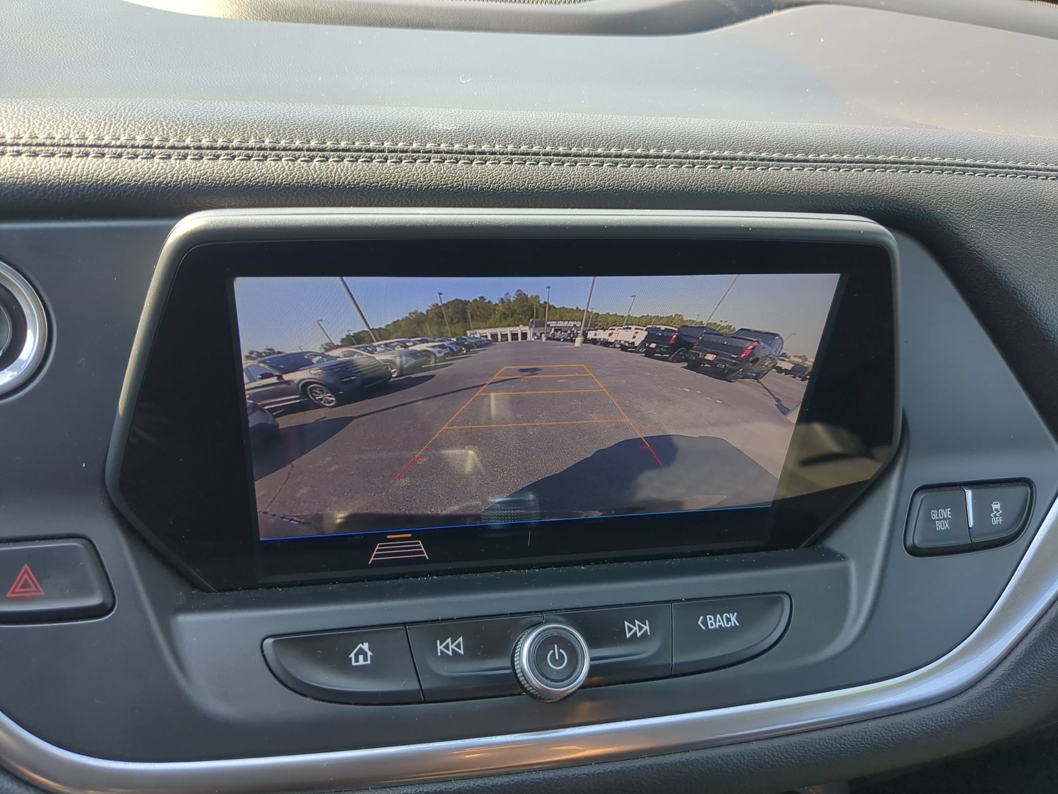 Used 2019 Chevrolet Blazer LT FWD image 16