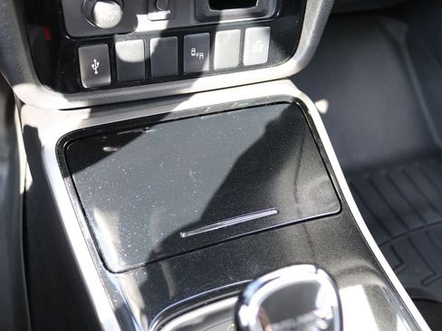 Used 2021 Mitsubishi Outlander LE AWD/4WD image 22