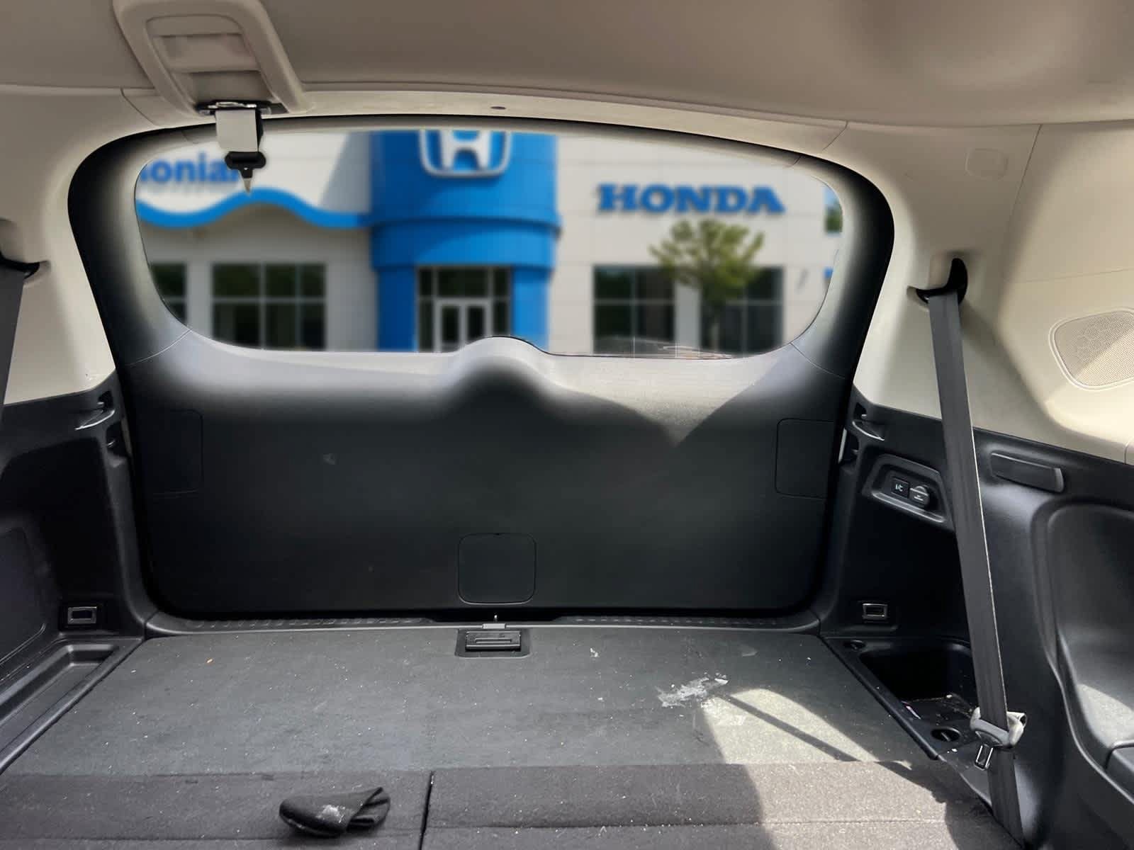 Used 2024 Honda Pilot Touring image 33