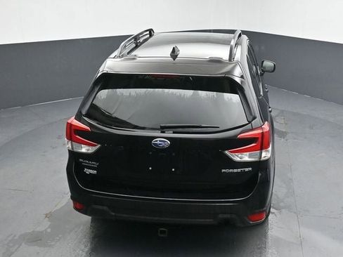Used 2020 Subaru Forester Premium image 24