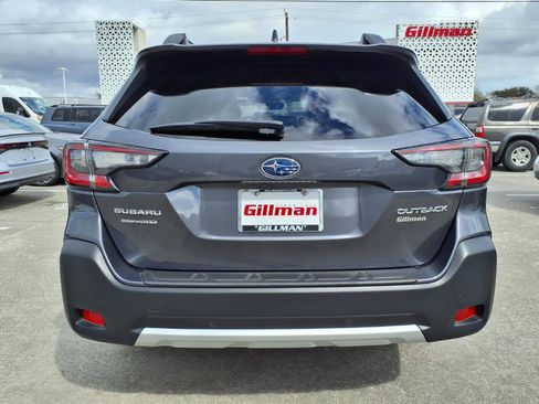Used 2025 Subaru Outback Limited image 24