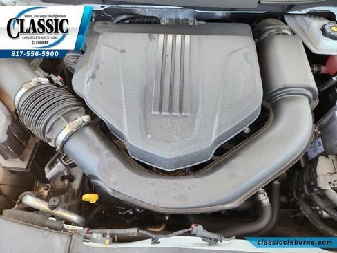 Used 2026 Chevrolet Traverse LT w/ Driver Confidence Package FWD image 30