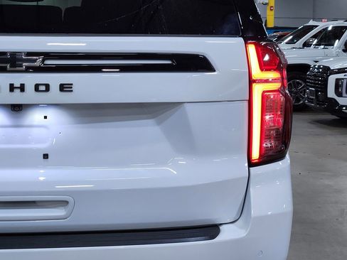 Used 2023 Chevrolet Tahoe Z71 w/ Luxury Package AWD/4WD image 22
