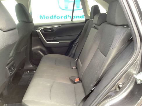 Used 2023 Toyota RAV4 LE AWD/4WD image 13