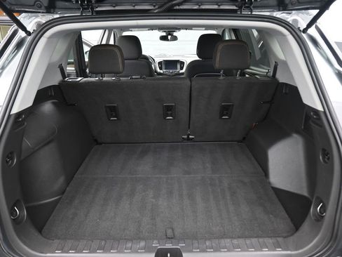 Used 2021 GMC Terrain SLE w/ Driver Convenience Package FWD image 14