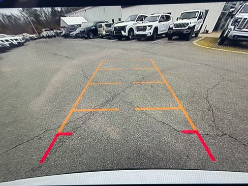 Certified 2025 Chevrolet Equinox LT image 29