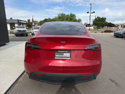 Used 2023 Tesla Model Y Long Range AWD/4WD image 27